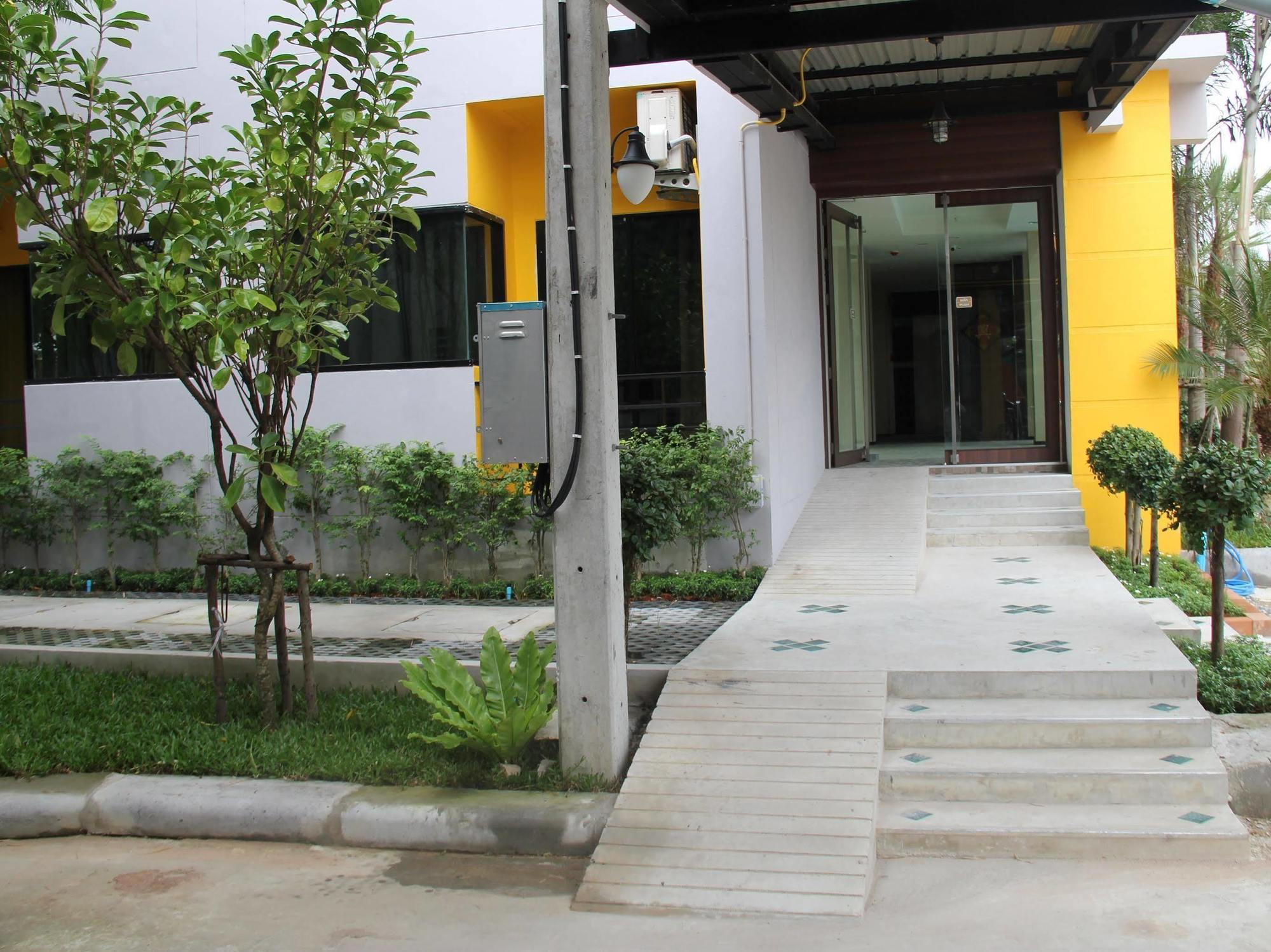 Paradise Resort Ban Nong Pla Lai Exterior foto