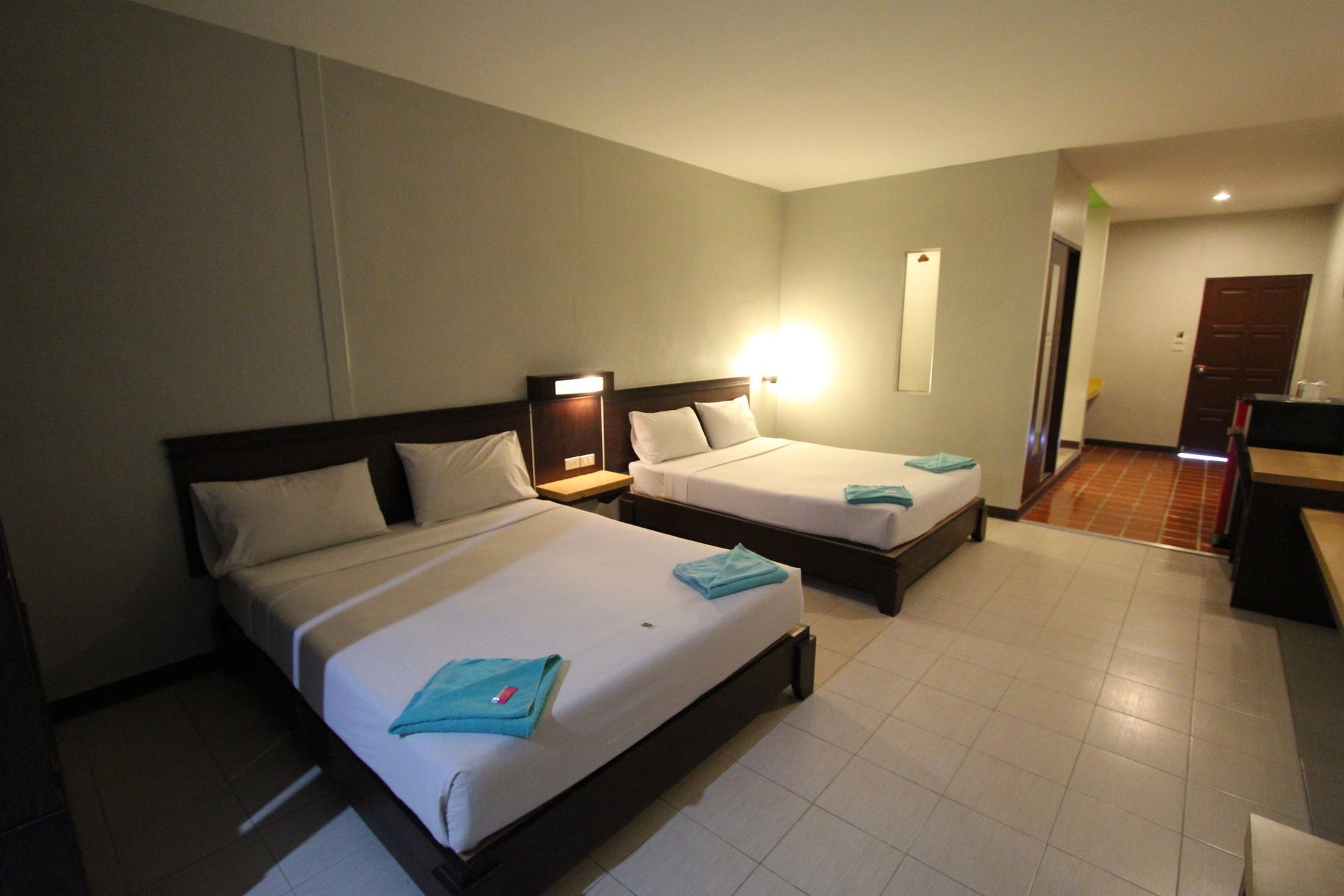 Paradise Resort Ban Nong Pla Lai Exterior foto