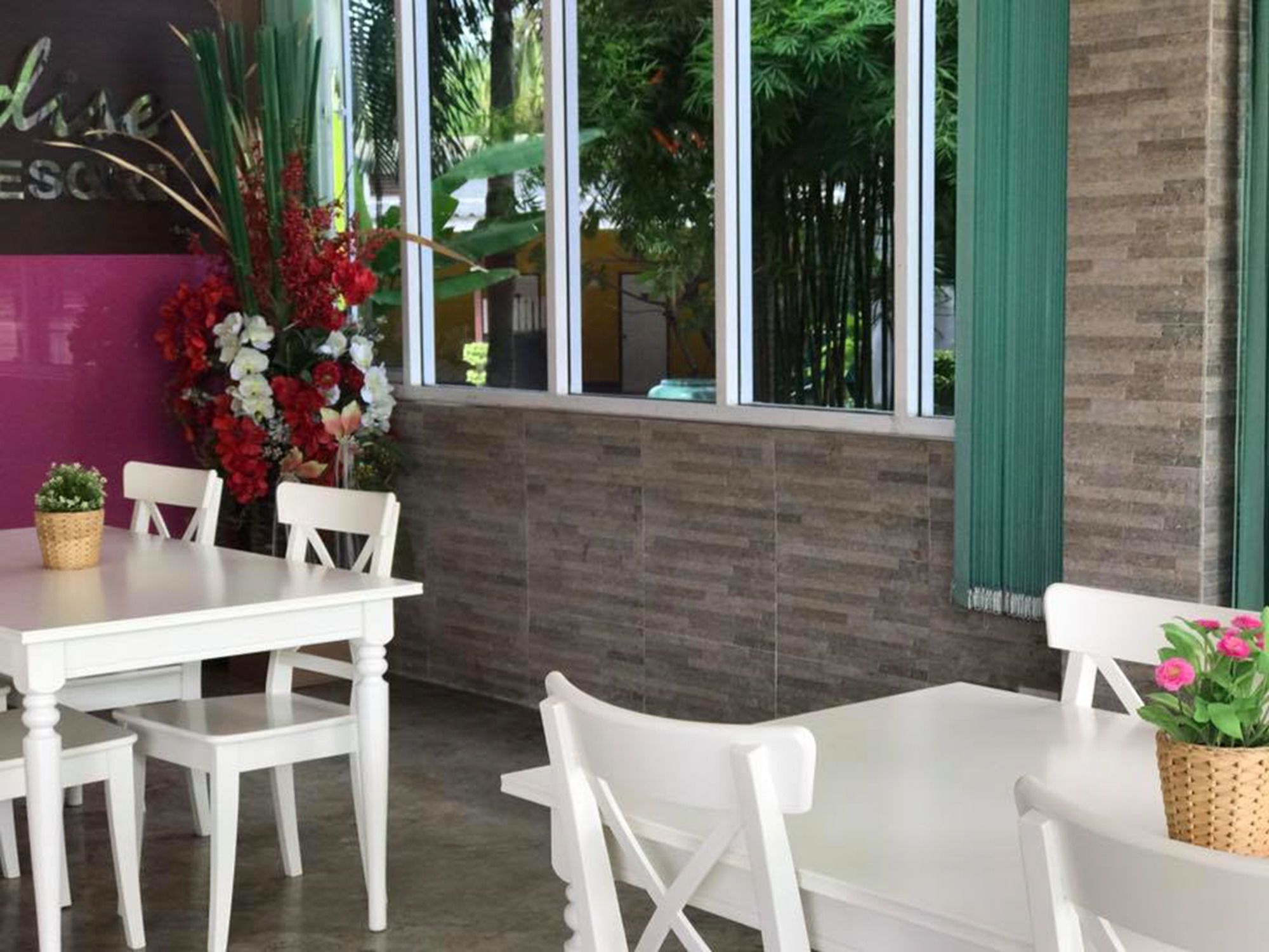 Paradise Resort Ban Nong Pla Lai Exterior foto